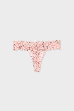 String en dentelle;${refinementColor}