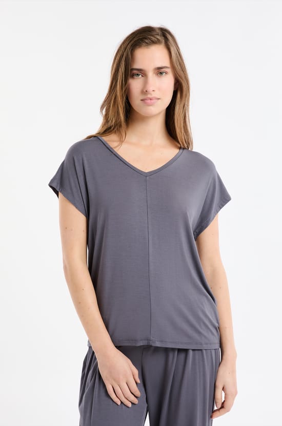 Top liso manga corta;${refinementColor}