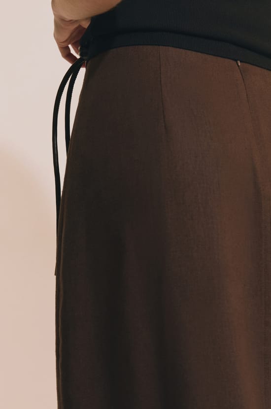 Jupe longue avec lin;${refinementColor}