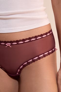 Hipster en dentelle;${refinementColor}