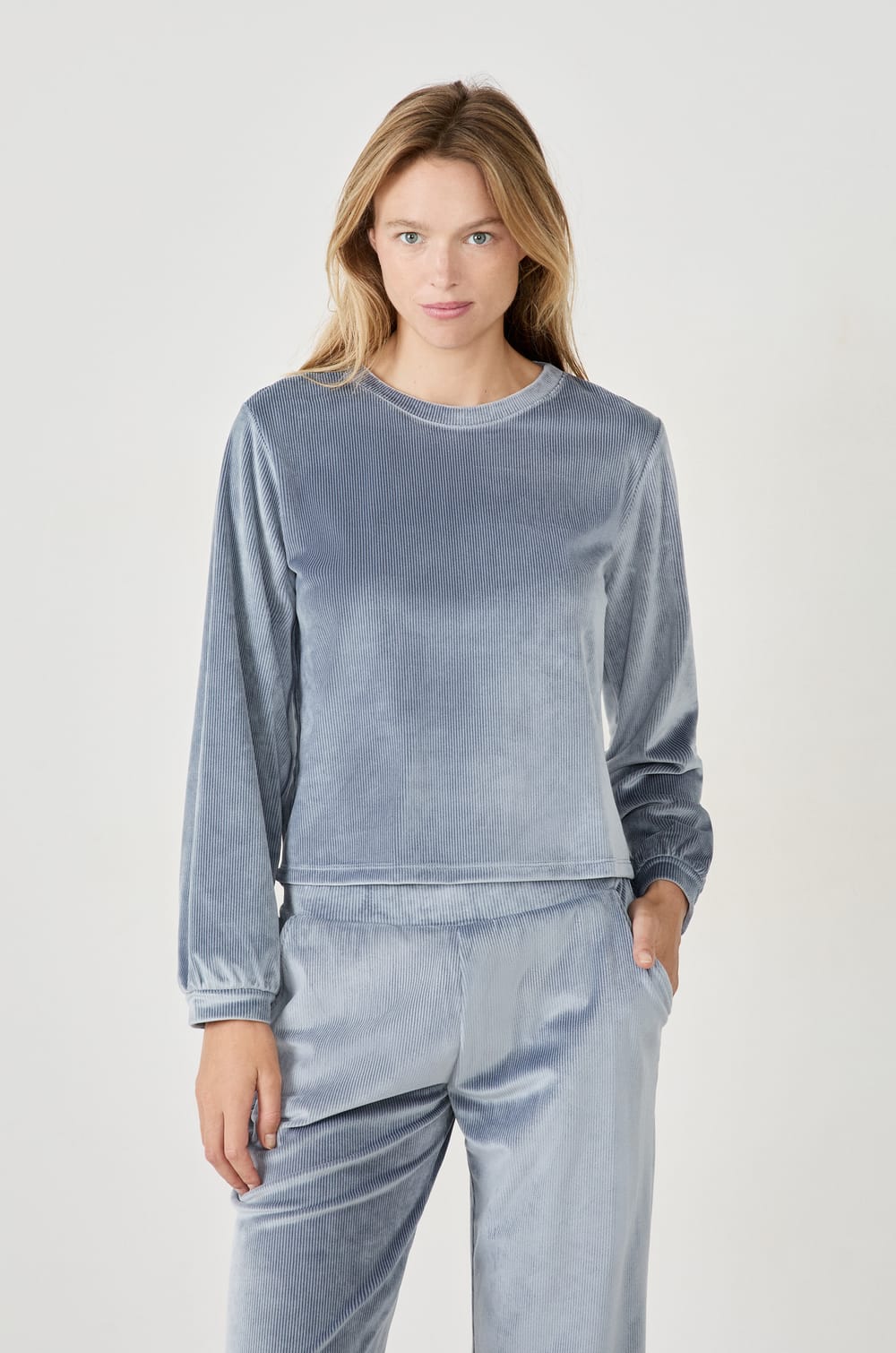 Sweat effet velours;${refinementColor}
