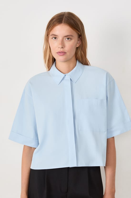 Short-sleeved cotton shirt;${refinementColor}
