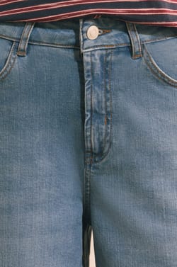 Jean coupe large;${refinementColor}