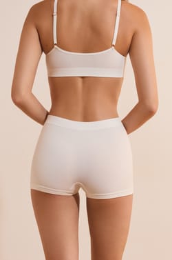 Short boyleg sans coutures en coton biologique;${refinementColor}