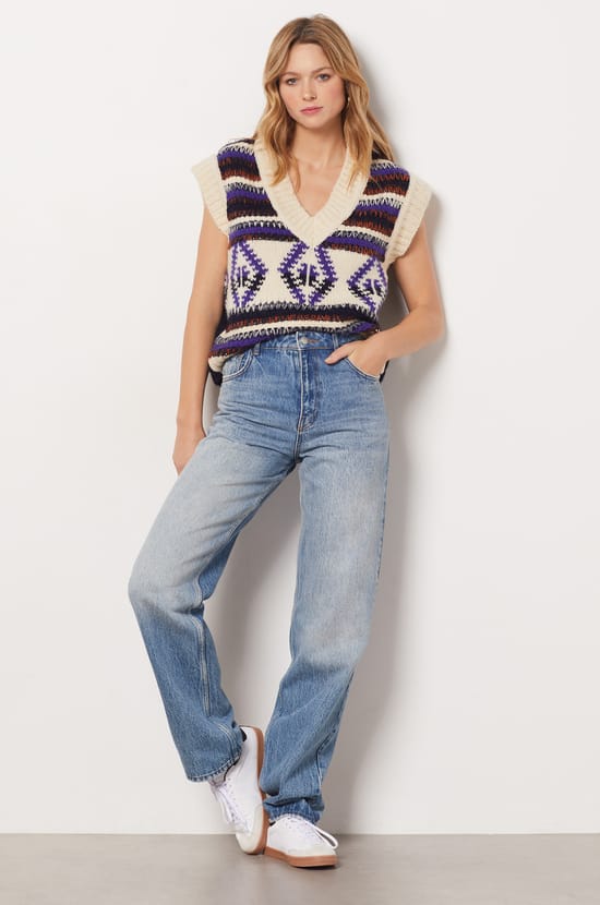 V-neck Sleeveless Sweater;${refinementColor}