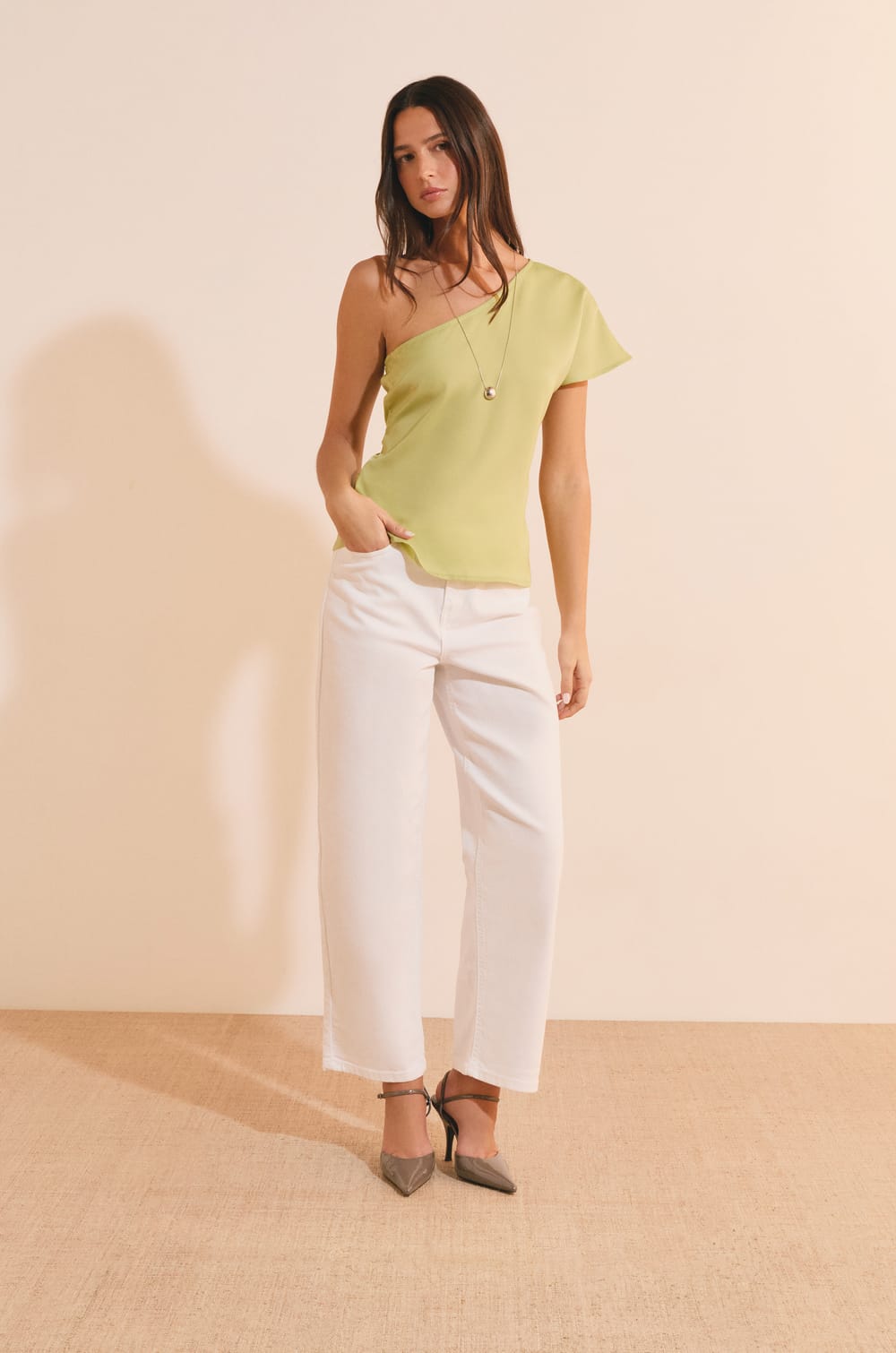 Asymmetrical Flowy Top;${refinementColor}