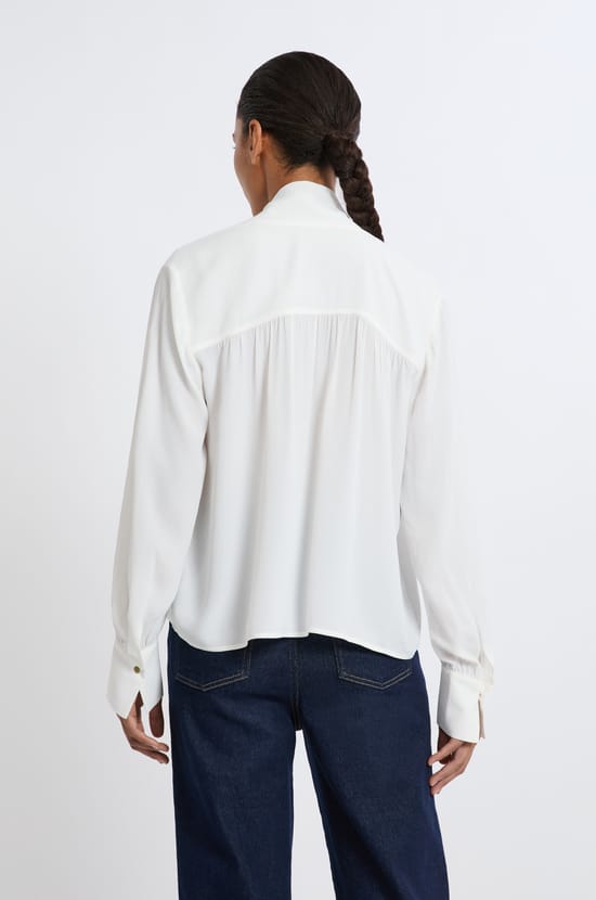 Chemise avec col cravate;${refinementColor}