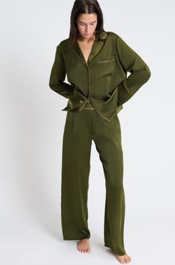Pantalon de pyjama satiné;${refinementColor}