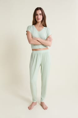 Camiseta de pijama de manga corta con cuello en V de modal;${refinementColor}