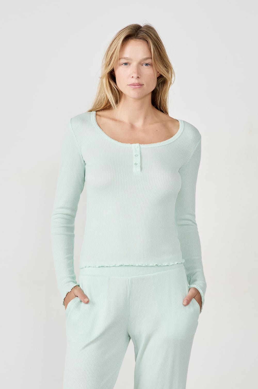 T-shirt de pyjama;${refinementColor}