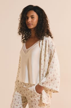 Ensemble de pyjama 3 pi&egrave;ces &agrave; motifs fleuris;${refinementColor}