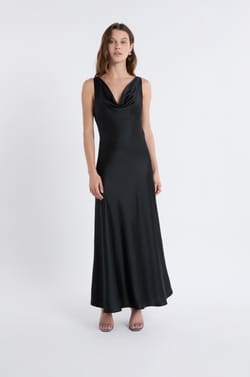 Robe longue satin&eacute;e ;${refinementColor}