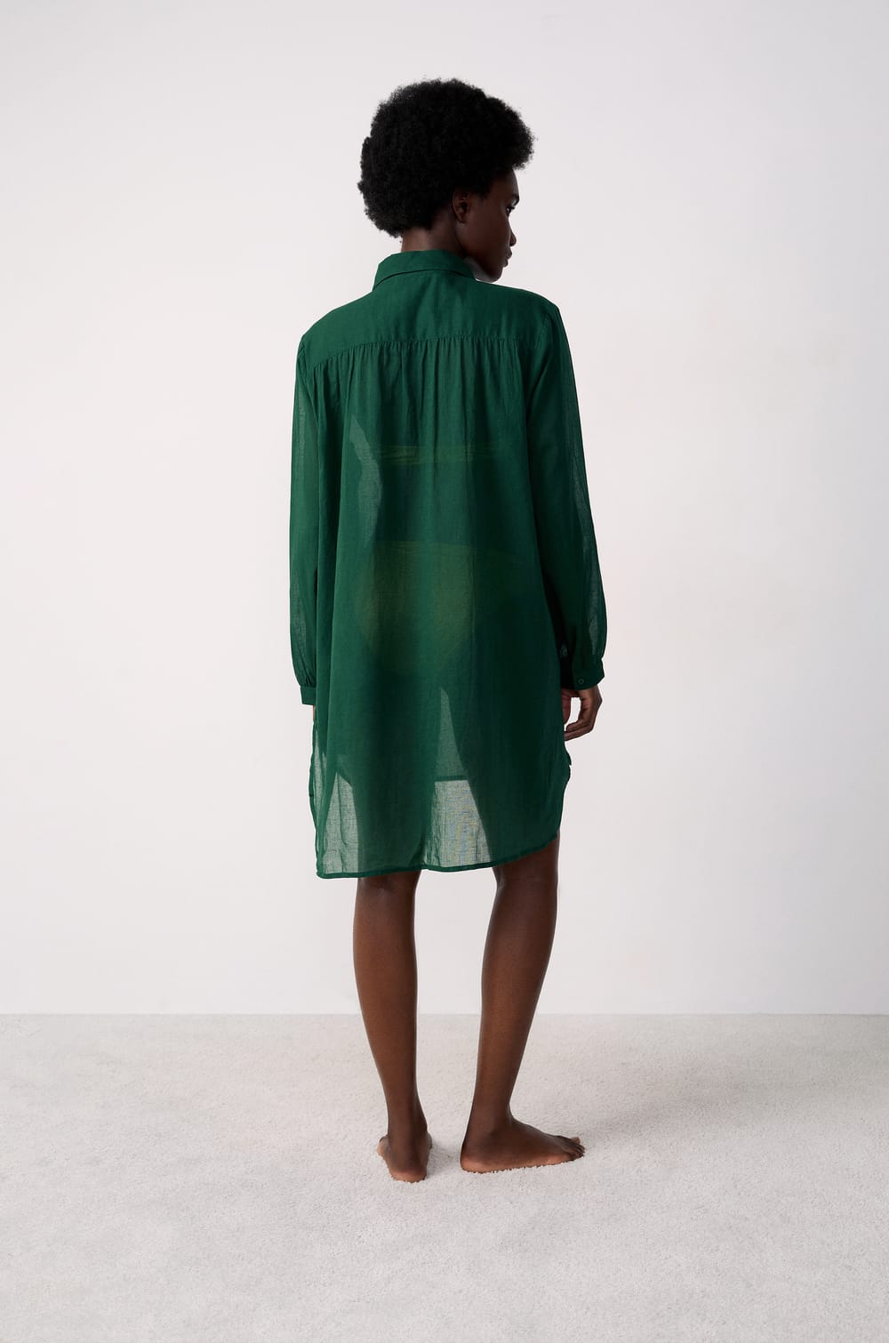 Robe chemise de plage;${refinementColor}