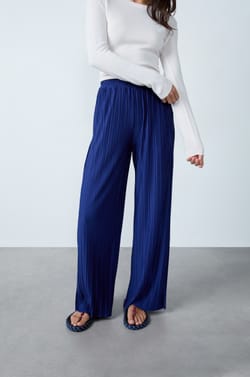 Pantalon fluide plissé;${refinementColor}