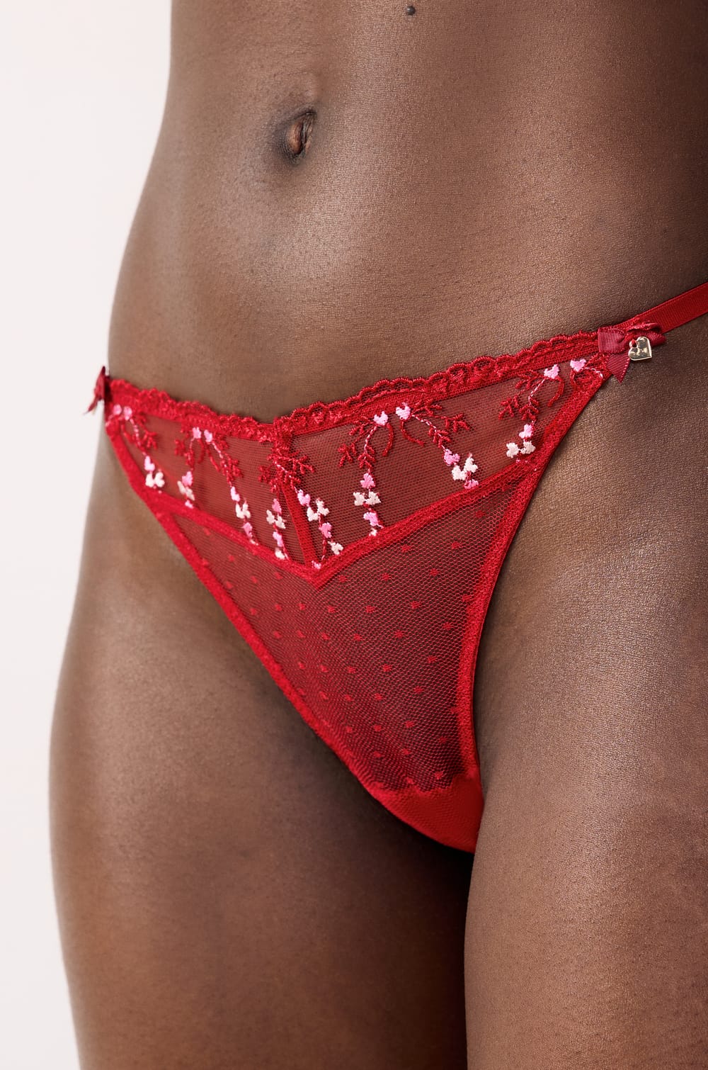 String aus besticktem Tüll;${refinementColor}