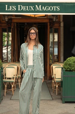 Pantalon satin&eacute; &agrave; rayures;${refinementColor}