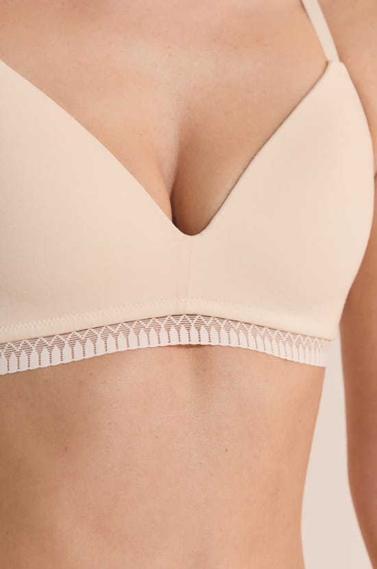 Wireless Bra Lightly Lined in Organic Cotton;${refinementColor}