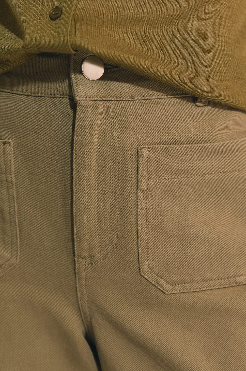 Pantalon large avec poches avant;${refinementColor}