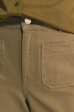 Pantalon large avec poches avant;${refinementColor}