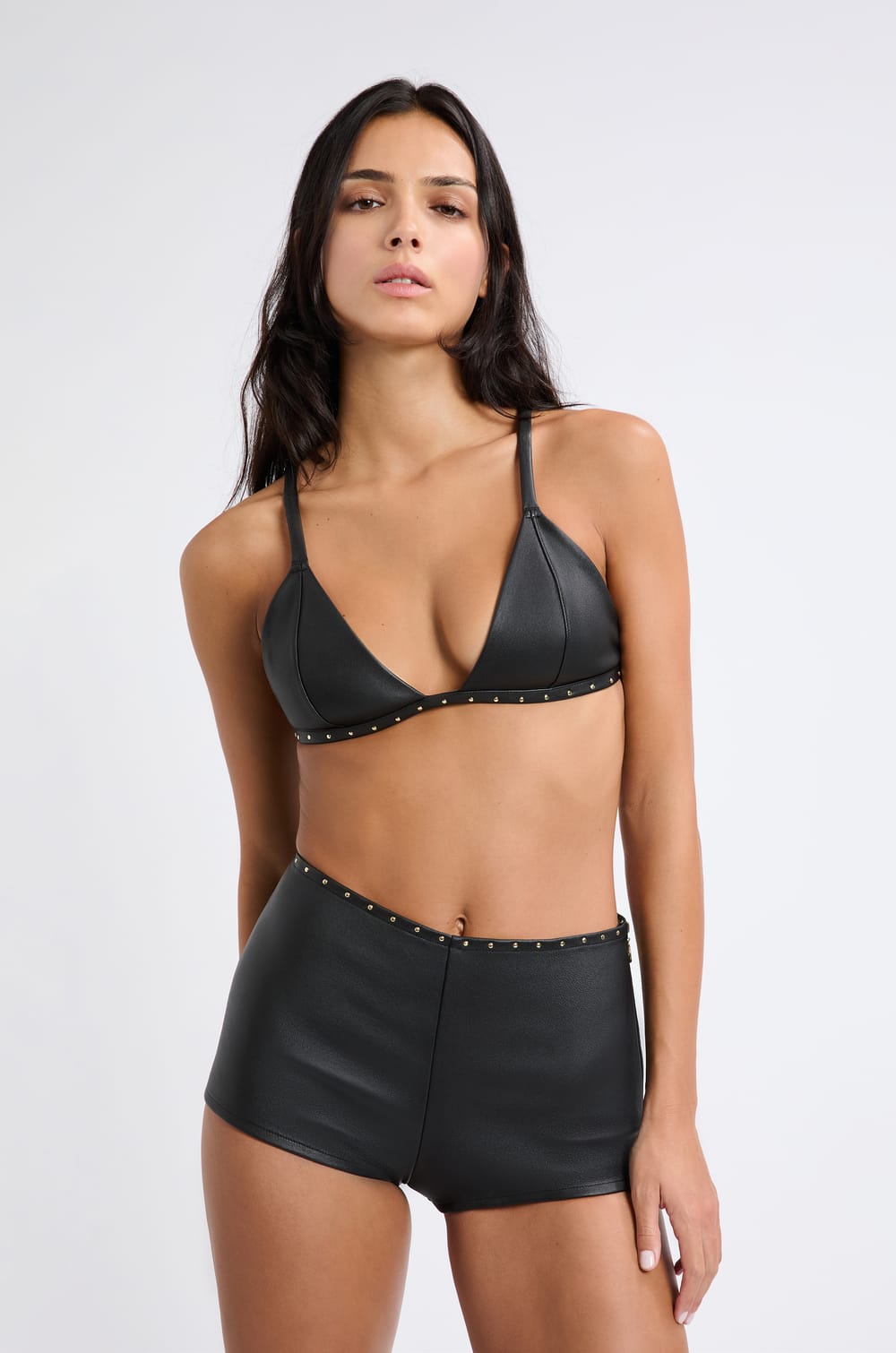 Soutien-gorge triangle en cuir;${refinementColor}