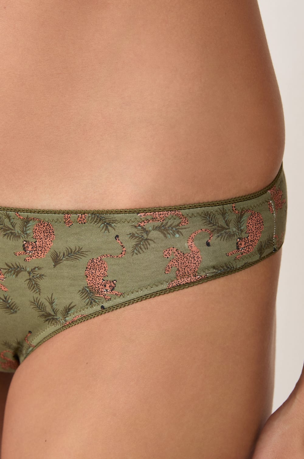 Pack Of 3 Cotton Panties;${refinementColor}
