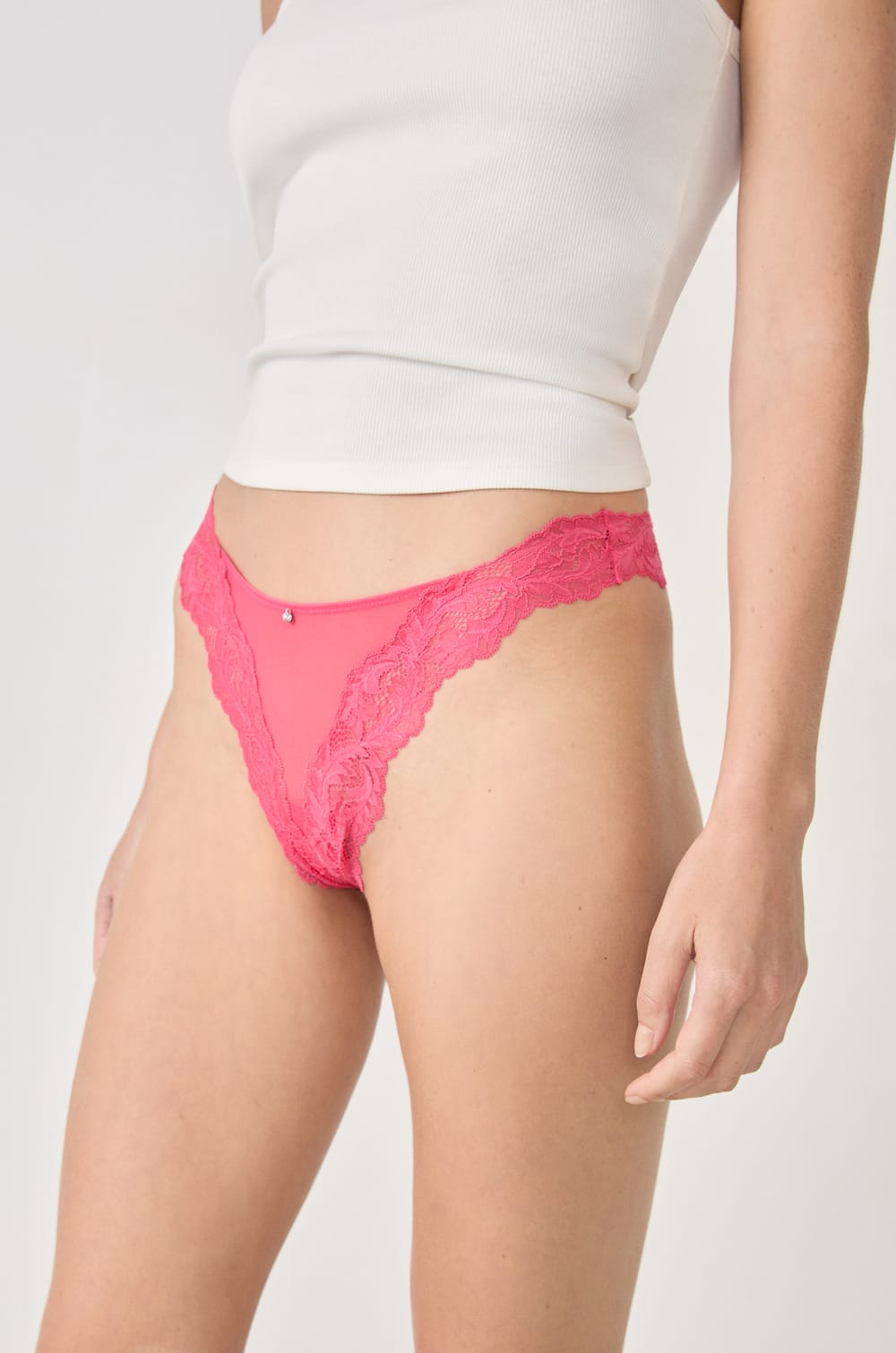 Lace Thong;${refinementColor}