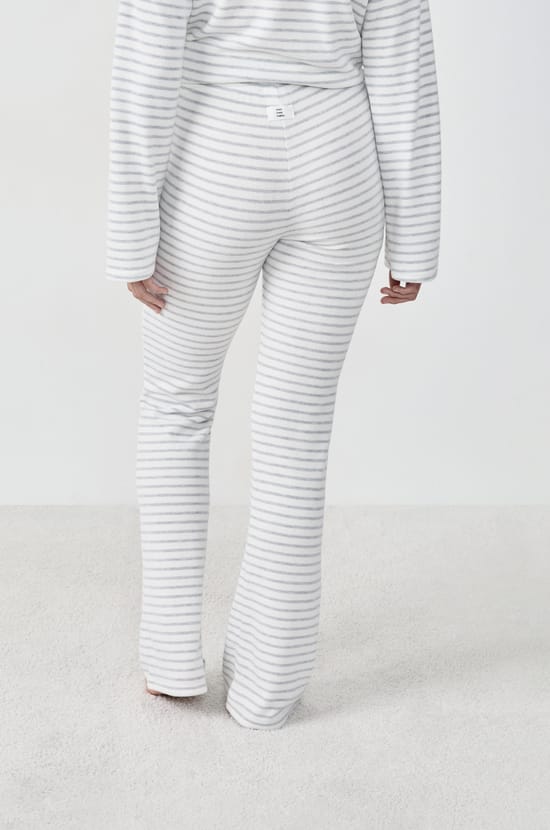 Pantalon de pyjama evasé;${refinementColor}