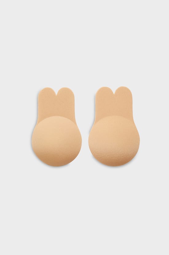 Lifting adhesive bra in fabric;${refinementColor}