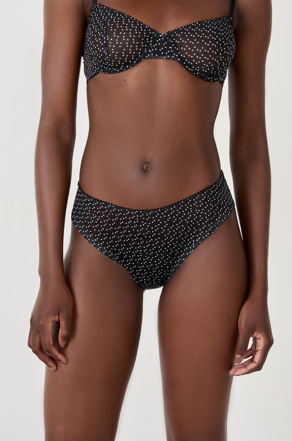 Polka dot tulle hipster;${refinementColor}