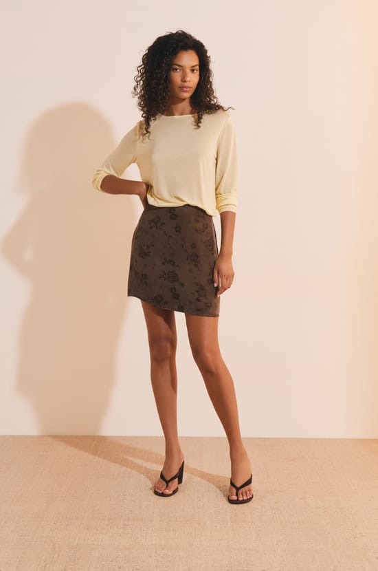 Jupe courte fluide &agrave; motifs;${refinementColor}