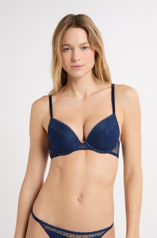 Beha Nr.2 - Diepe push-up met borduurwerk;${refinementColor}