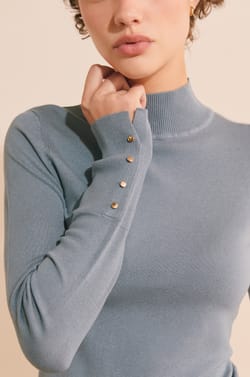 Pull en maille fine &agrave; manches mi-longues;${refinementColor}