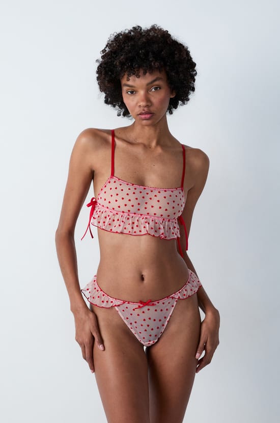 Brassière en tulle coeurs;${refinementColor}