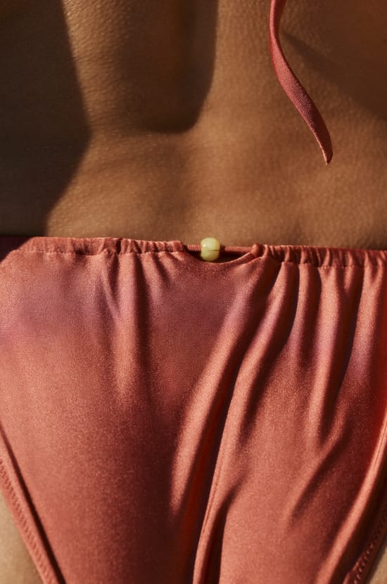 Bas de maillot de bain bikini &agrave; nouer ;${refinementColor}