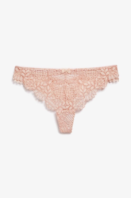 Lace Tanga;${refinementColor}