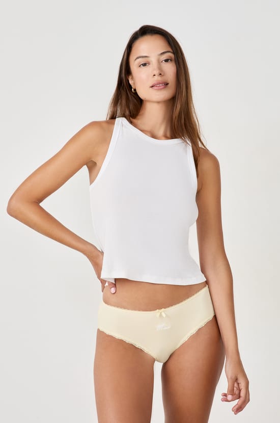 Shorty en coton brodé;${refinementColor}