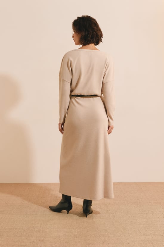Robe longue en maille;${refinementColor}