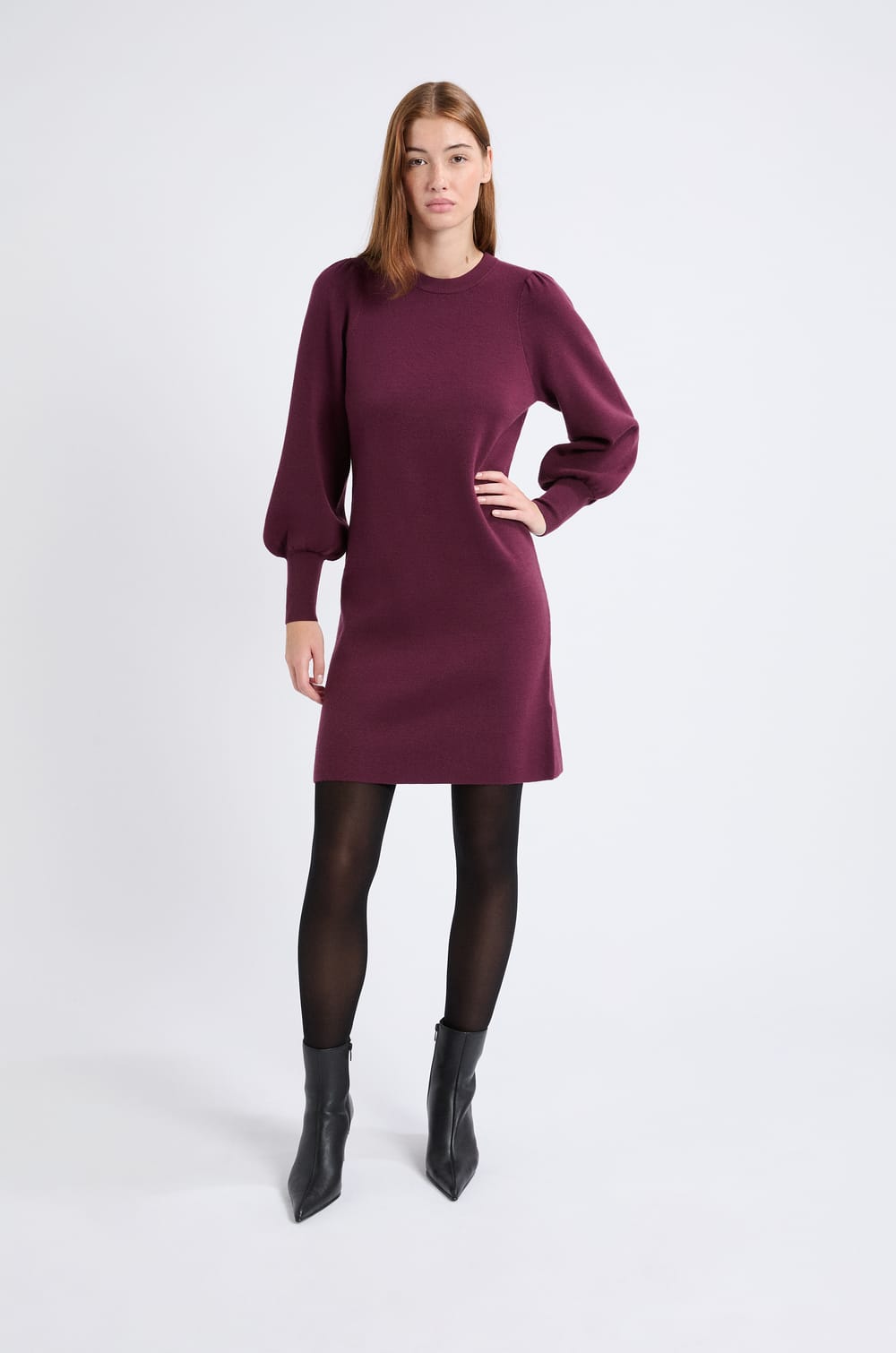 Robe à manches longues en maille fine;${refinementColor}