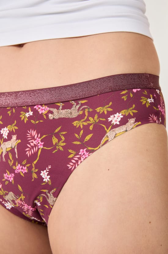 Culotte de règle - flux abondant;${refinementColor}