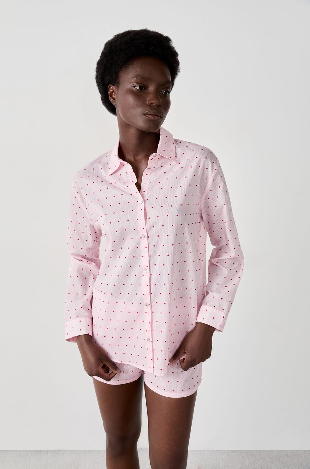 Chemise de pyjama à coeurs;${refinementColor}