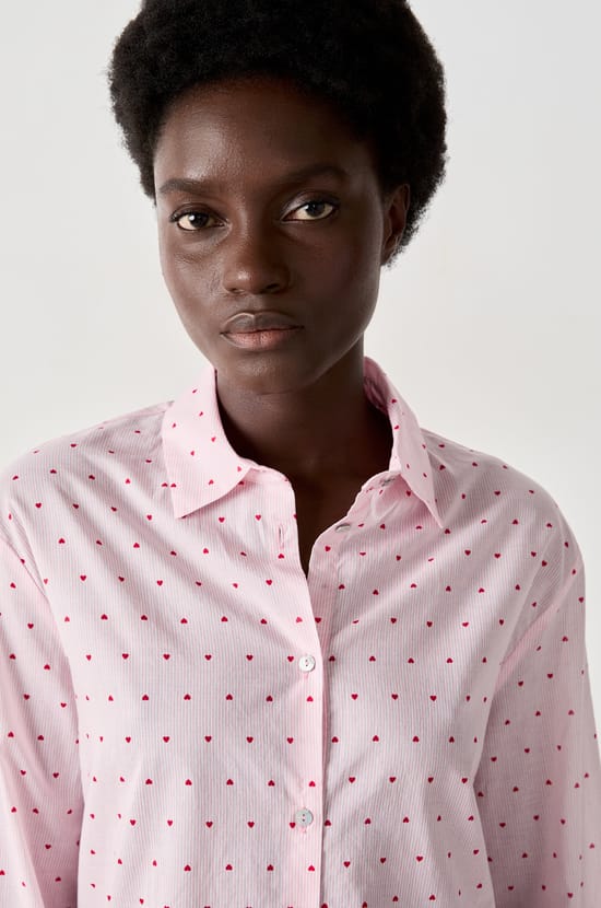 Chemise de pyjama à coeurs;${refinementColor}