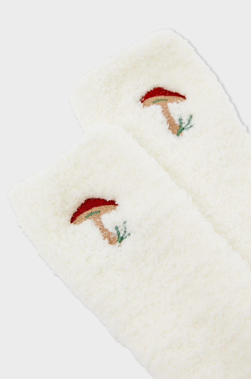 Chaussettes en fausse fourrure;${refinementColor}