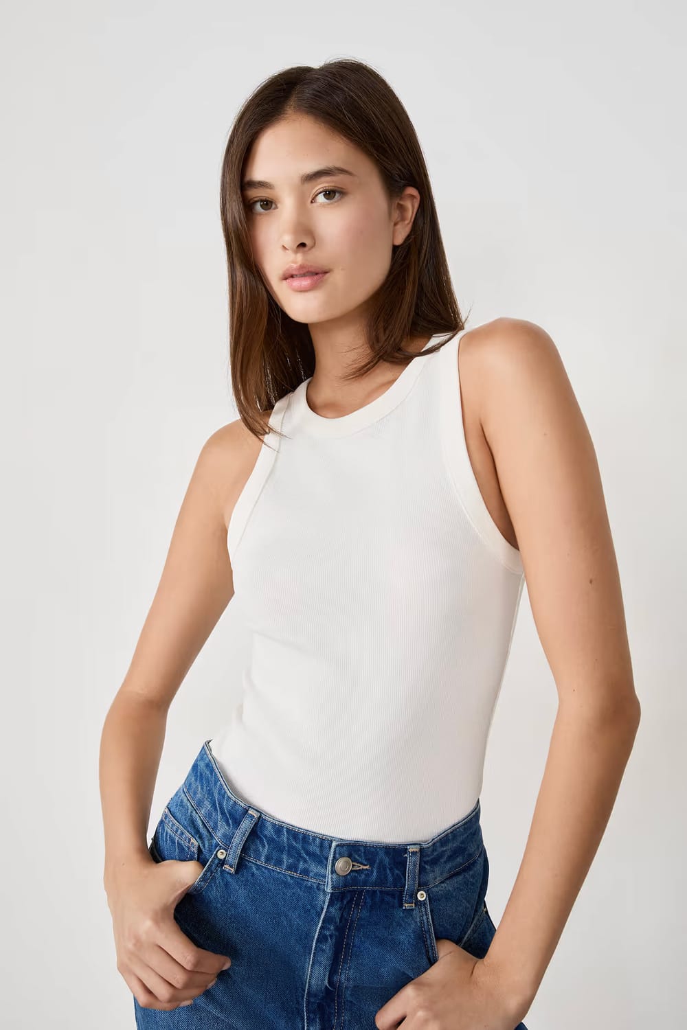 THE T-SHIRTS SHOP
